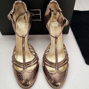 Due Farina Metallic Pewter Heel